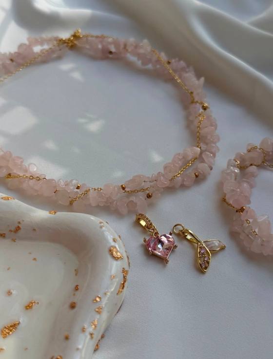 Vaura Jewels