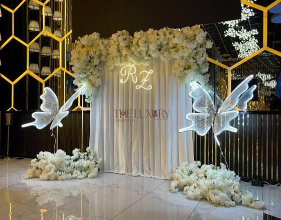 The Luxury Decoration